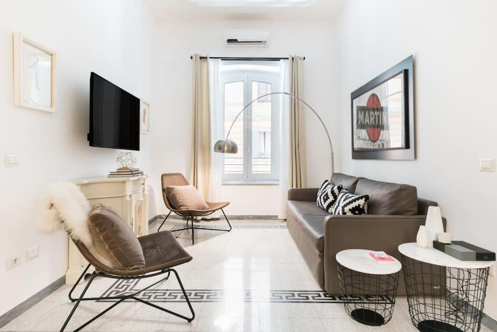 Modern Comfort, Poetic Charm Рим Экстерьер фото