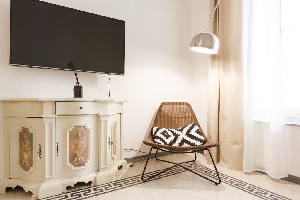 Modern Comfort, Poetic Charm Рим Экстерьер фото
